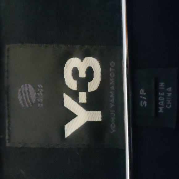 Yohji Yamamoto tradition in coat - Picture 4 of 6